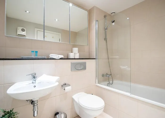 아파트 Modern 2 Bed - 8min To Grand Canal Dock Station