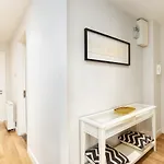 Apartman Modern 2 Bed - 8min To Grand Canal Dock Station Dublin