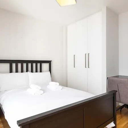 Modern 2 Bed - 8min To Grand Canal Dock Station *